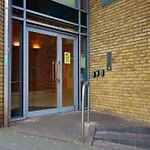 Zentrale Bristol- 2 Betten- Balkon- Wi-fi By Interhome *