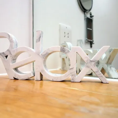 Apartment Zentrale Bristol- 2 Betten- Balkon- Wi-fi By Interhome Bristol