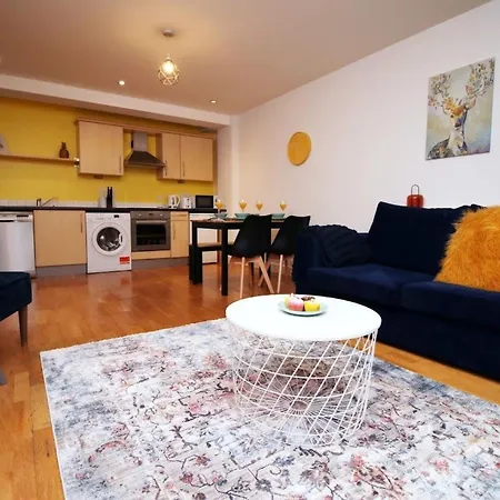 Zentrale Bristol- 2 Betten- Balkon- Wi-fi By Interhome * ブリストル