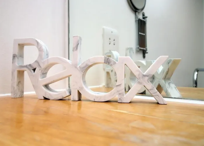 Apartment Zentrale Bristol- 2 Betten- Balkon- Wi-fi By Interhome Bristol