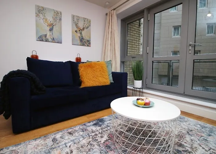 Zentrale Bristol- 2 Betten- Balkon- Wi-fi By Interhome Bristol